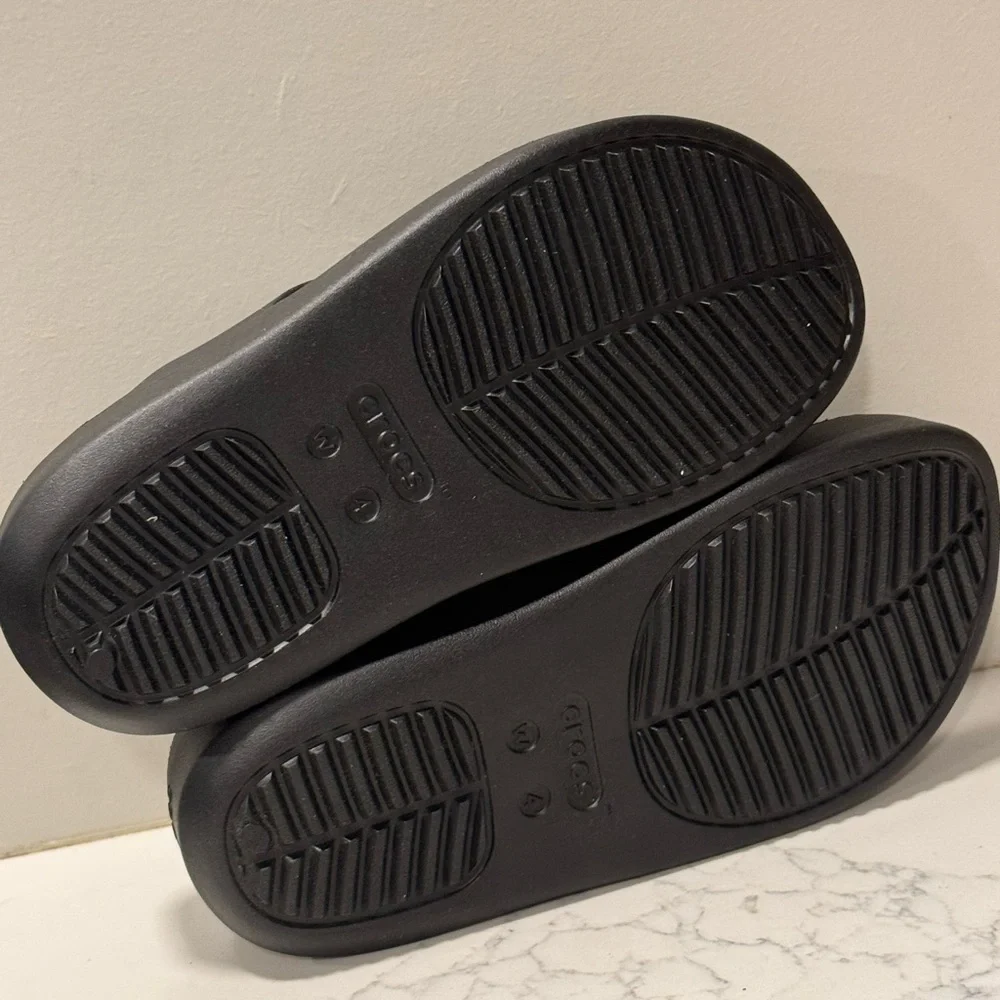 CROCS Getaway Platform Sandals Comfort-Focused Design